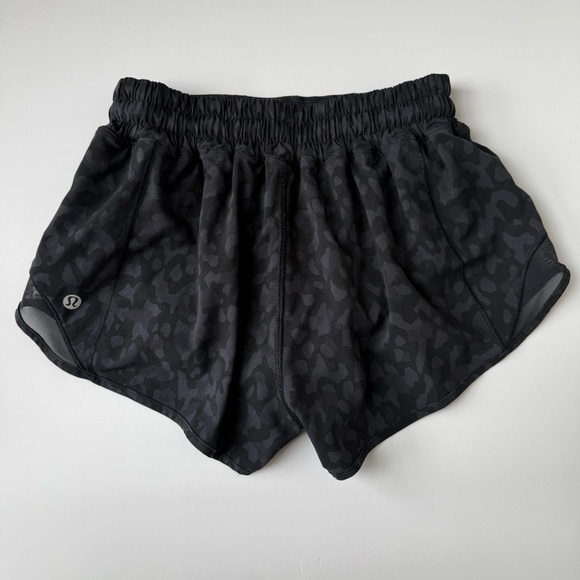 Lululemon Hotty Hot High Rise Shorts Animal Print Black Grey 2.5” 4 - Picture 3 of 4